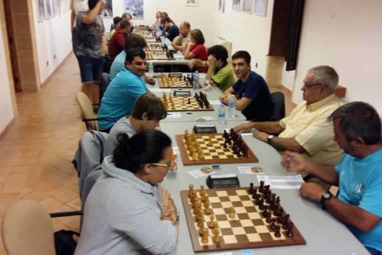 Joan Gayà lidera el XIV Torneig Migjorn d'escacs